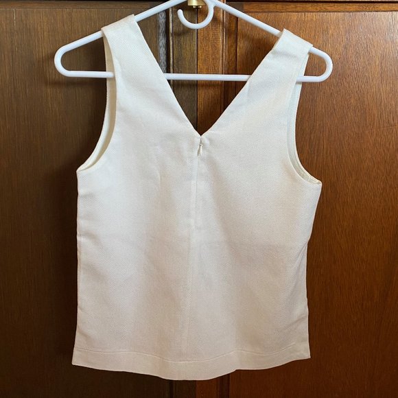 Aritzia Babaton Manuel Blouse - Picture 4 of 5